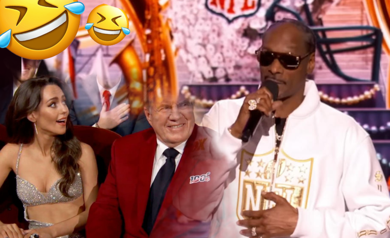 Snoop Dogg laughing while making a joke about Bill Belichick’s girlfriend at an NFL event, with the audience reacting